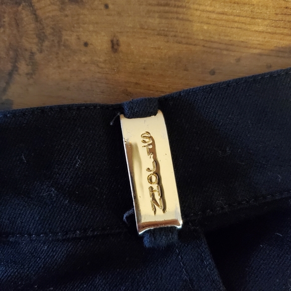 St John Sport Black Pants - Picture 5 of 8